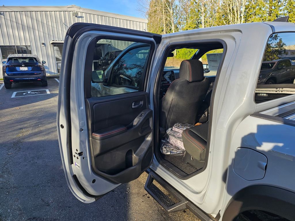 New 2026 Nissan Frontier PRO-4X w/ Pro-4x Convenience Package AWD/4WD image 19
