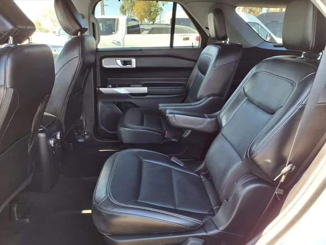 Used 2023 Ford Explorer Limited image 8