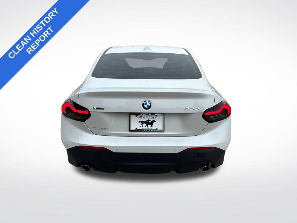Used 2025 BMW 230i xDrive Coupe w/ Convenience Package AWD/4WD image 4