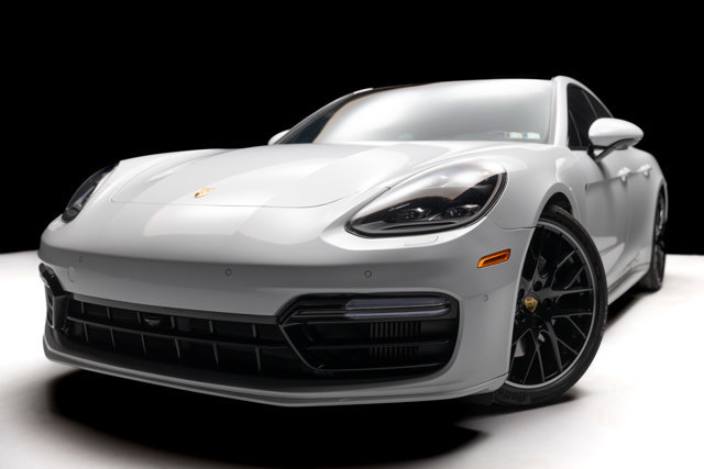 Used 2020 Porsche Panamera GTS w/ Premium Package Plus image 22