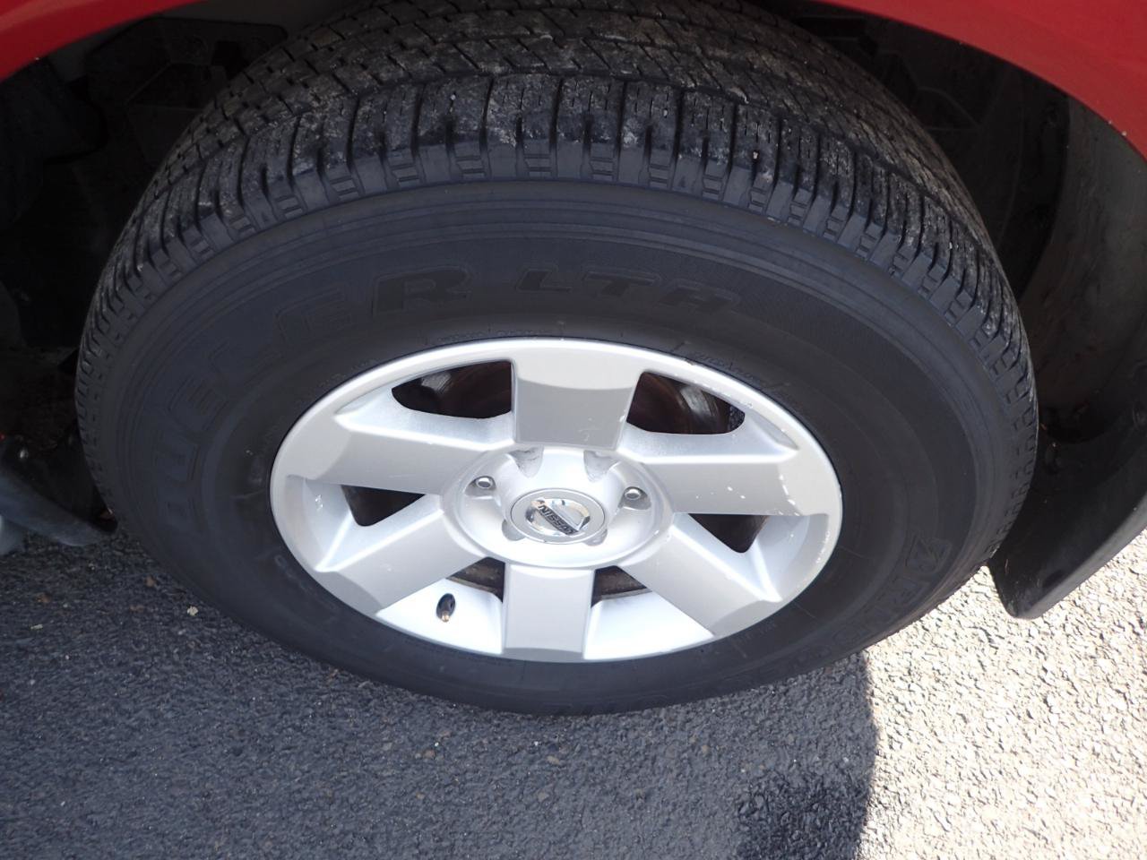 Used 2005 Nissan Armada LE w/ (U01) Technology Pkg (LE) AWD/4WD image 29