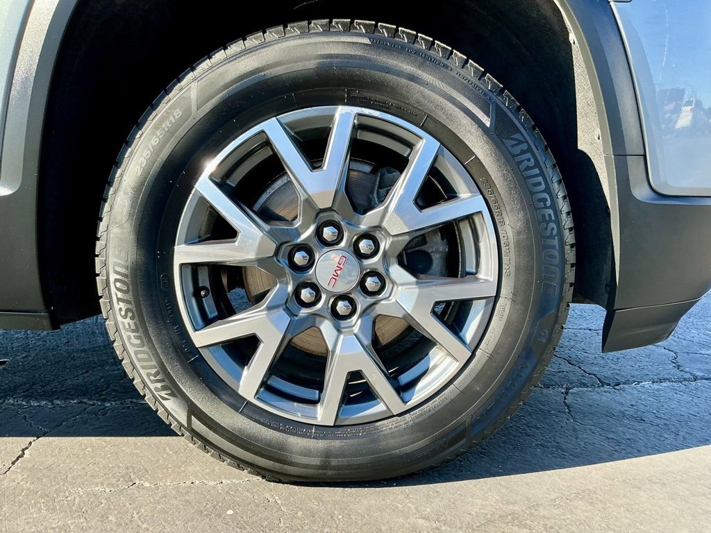 Used 2023 GMC Acadia SLT w/ Technology Package image 20