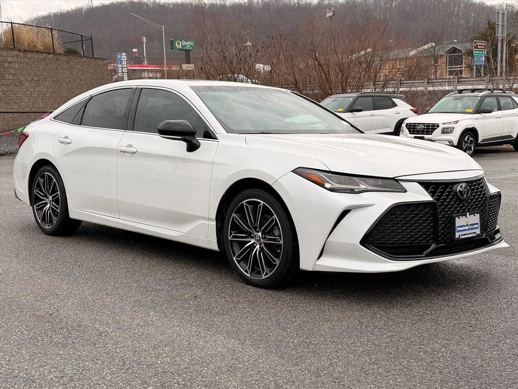 Used 2019 Toyota Avalon Touring w/ Advanced Safety Package FWD image 11