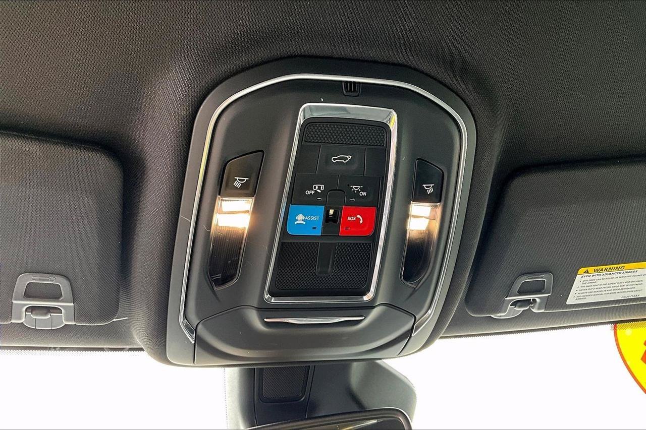 Used 2024 Jeep Grand Cherokee L Laredo AWD/4WD image 16