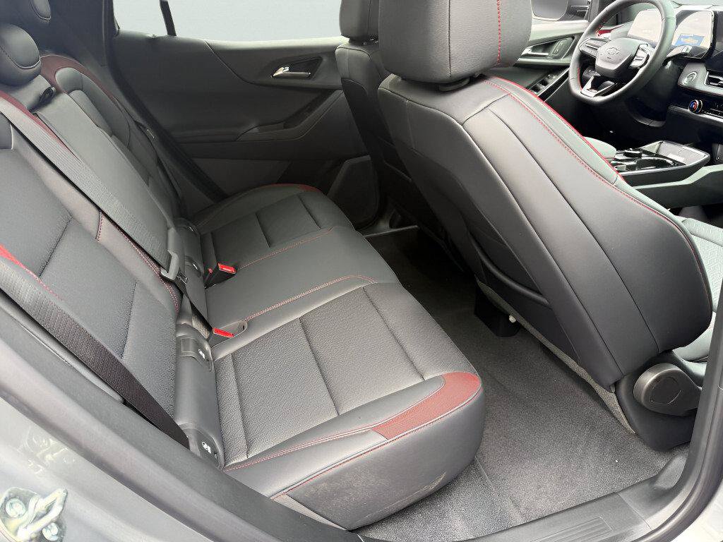 New 2027 Chevrolet Equinox RS AWD/4WD image 11
