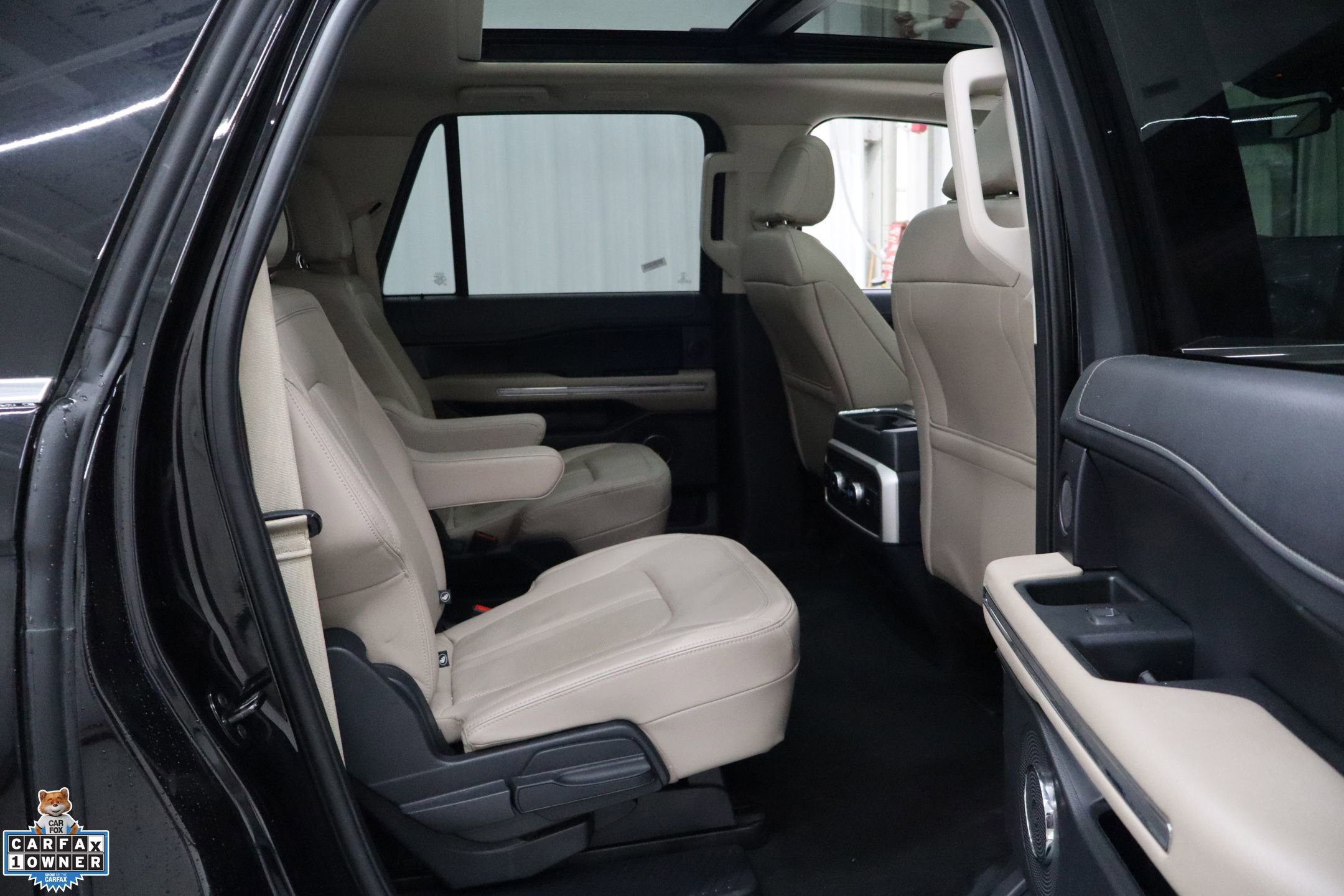 Used 2024 Ford Expedition Max Limited image 31