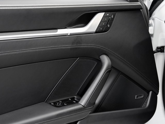 Used 2025 Porsche 911 Carrera 4 GTS image 8