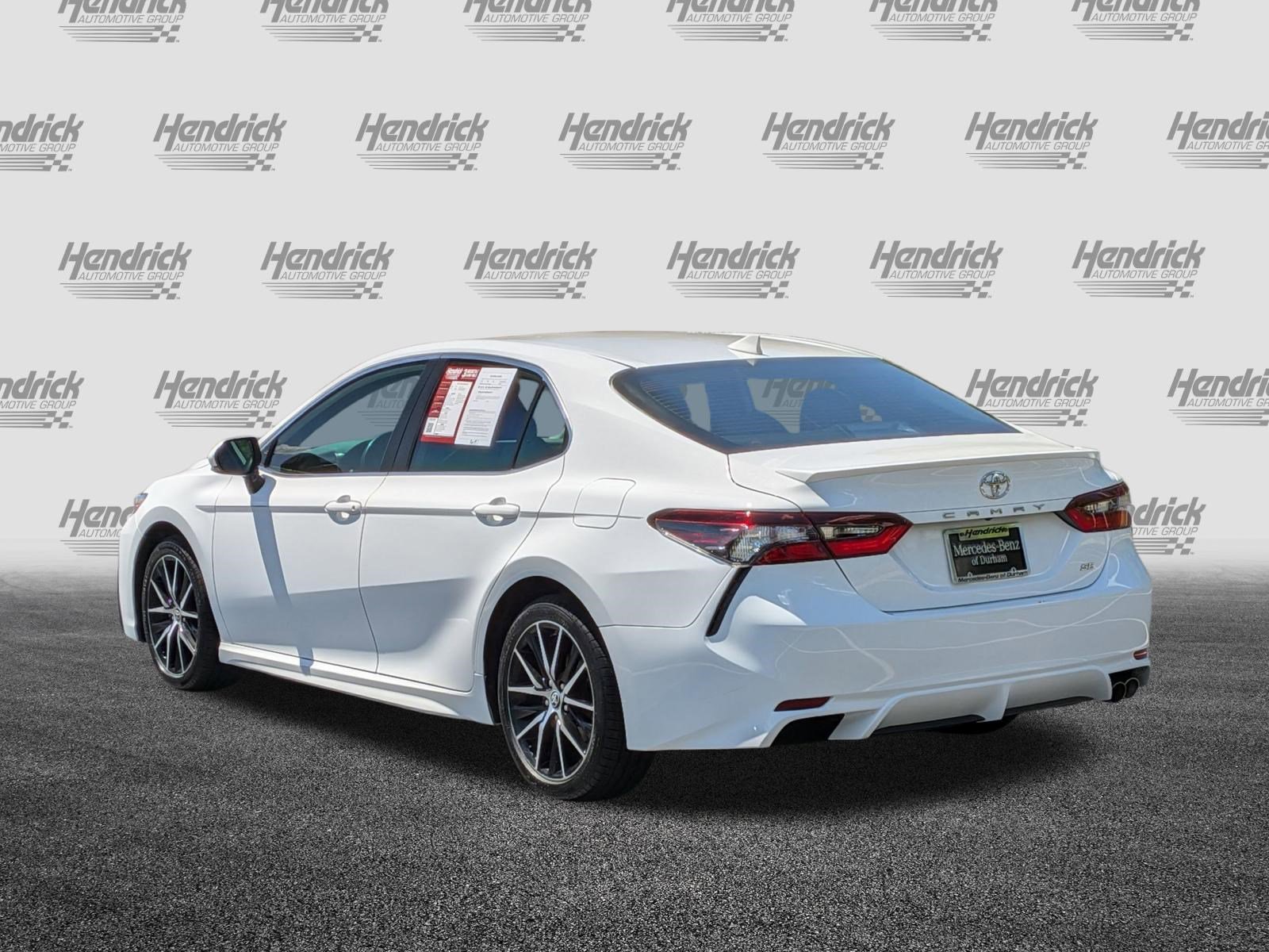 Used 2023 Toyota Camry SE FWD image 8