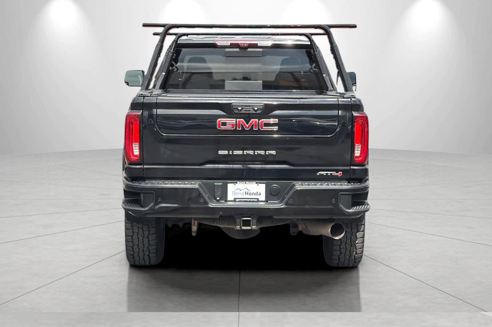 Used 2021 GMC Sierra 3500 AT4 w/ AT4 Premium Plus Package AWD/4WD image 7