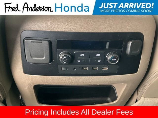 Used 2018 GMC Yukon SLT w/ Premium Edition RWD image 17
