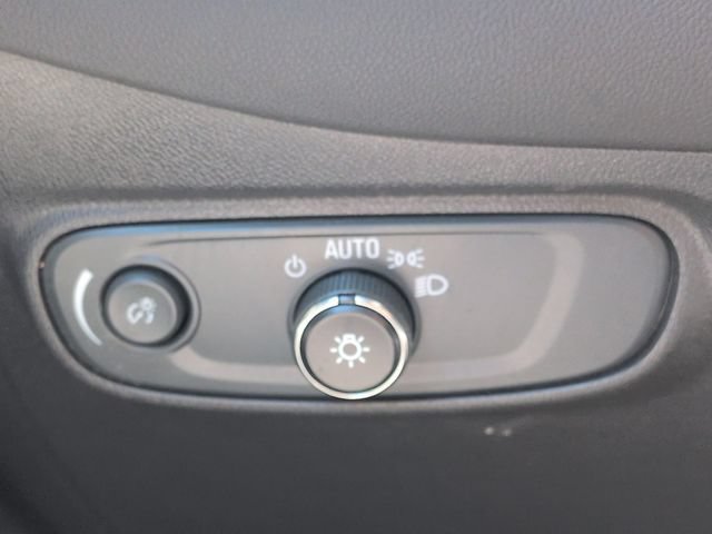 Used 2023 Chevrolet Equinox LT FWD image 20