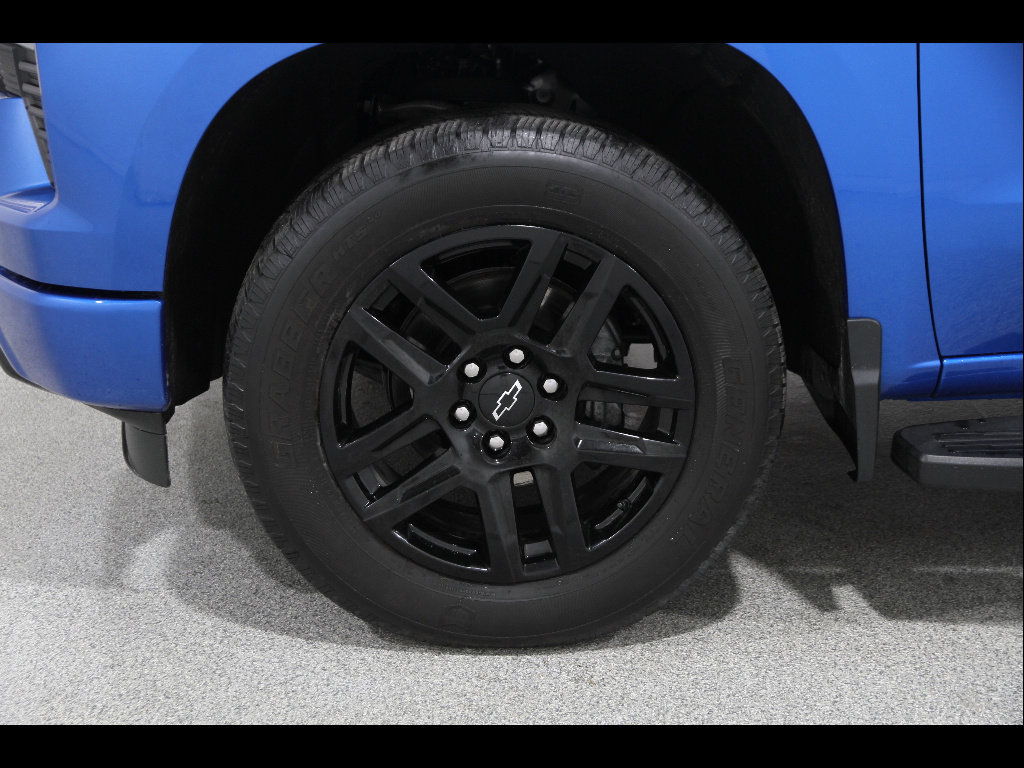 Used 2024 Chevrolet Silverado 1500 RST w/ Convenience Package II image 21