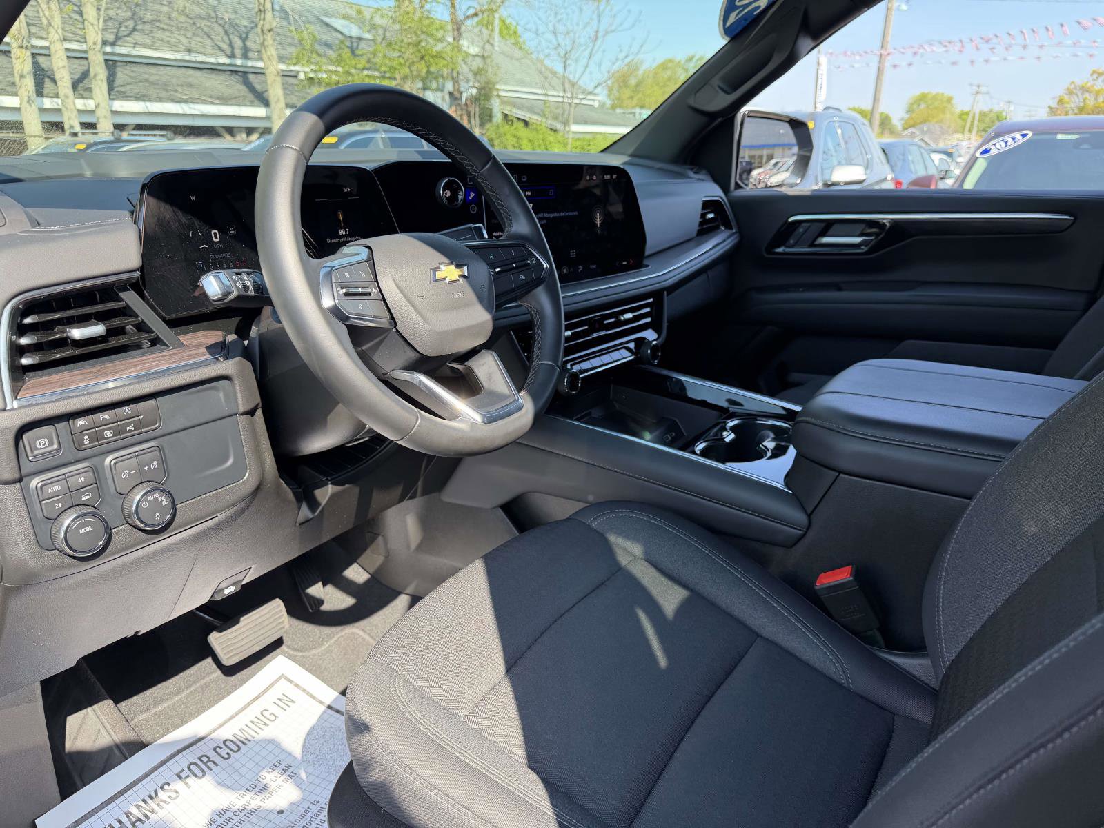 Certified 2025 Chevrolet Suburban LS AWD/4WD image 11