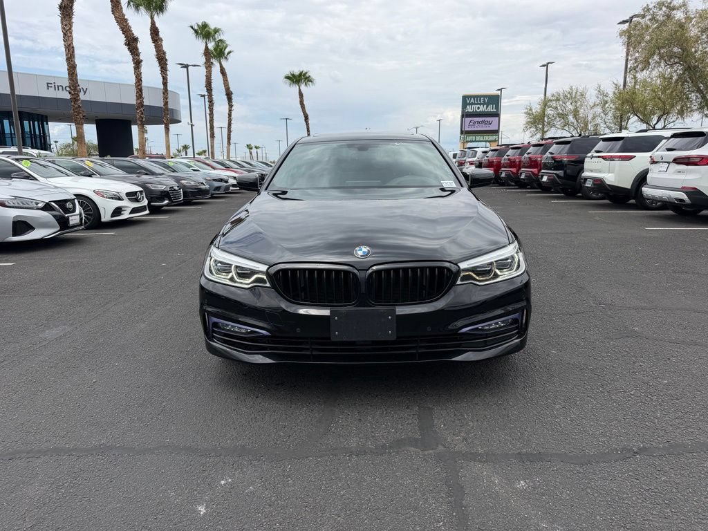 Used 2017 BMW 540i RWD image 2