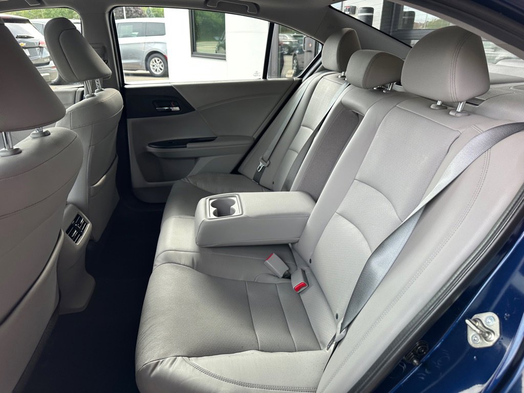 Used 2015 Honda Accord EX-L image 12