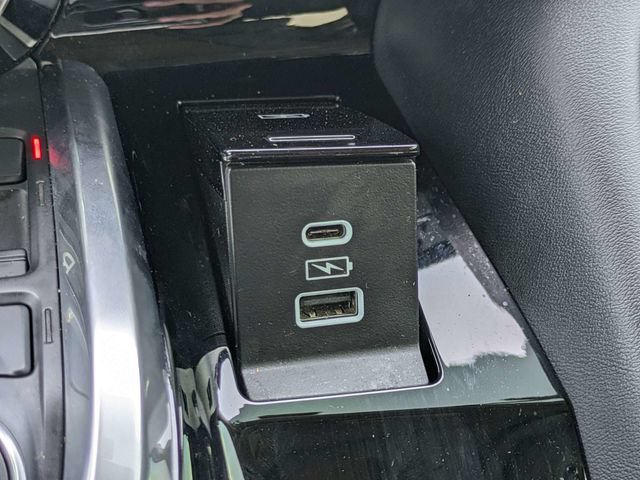 Used 2022 Acura MDX FWD w/ Technology Package image 32