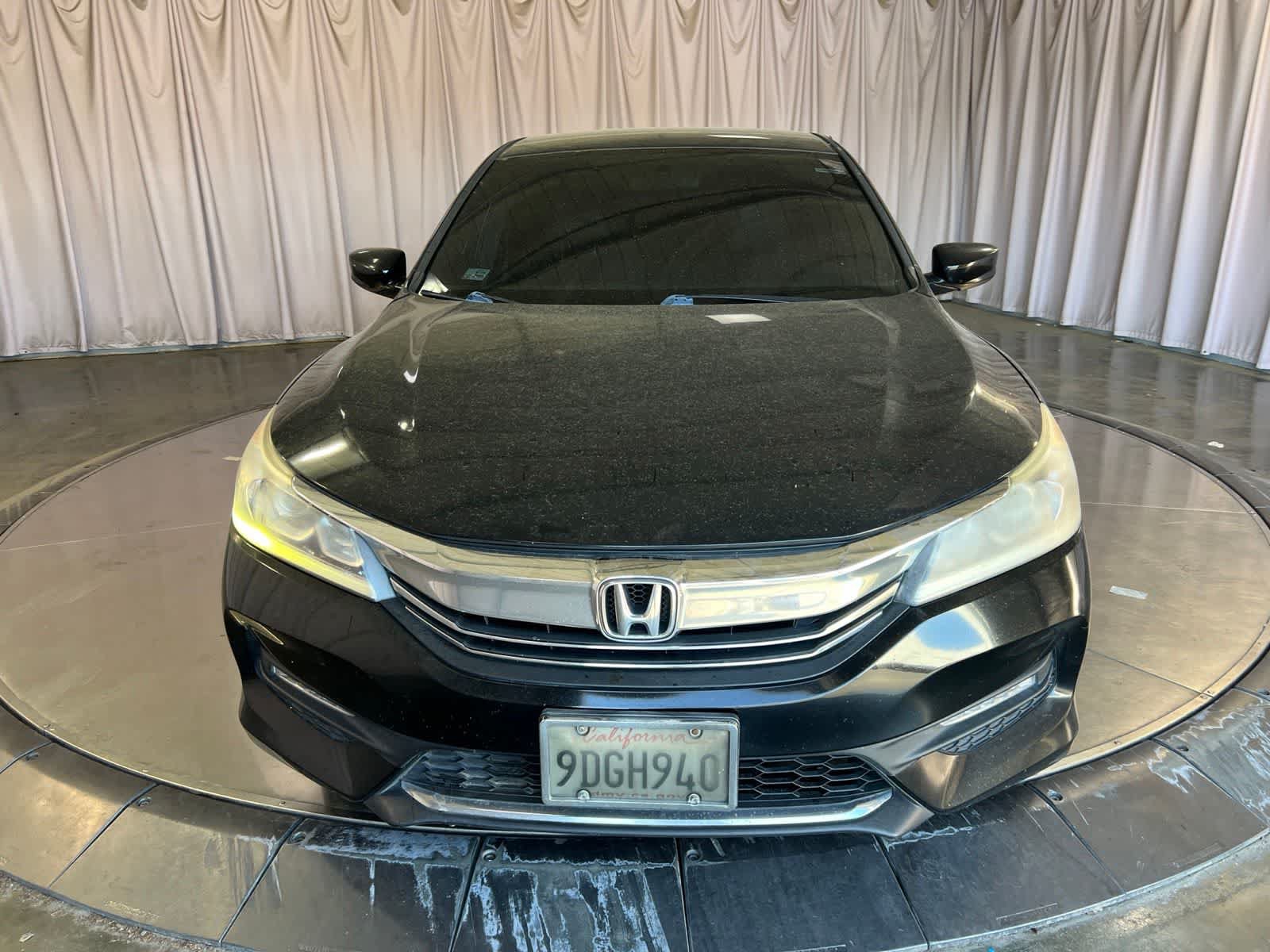 Used 2017 Honda Accord Sport video 2