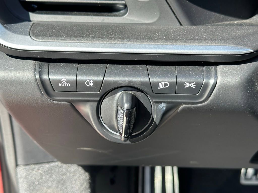 Certified 2025 Porsche 911 Turbo image 35