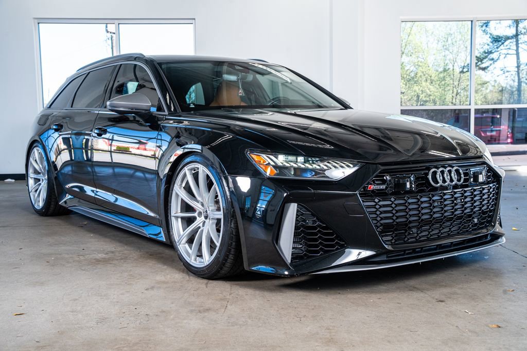 Used 2024 Audi RS 6 performance image 4