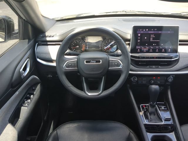 Certified 2023 Jeep Compass Latitude AWD/4WD image 18
