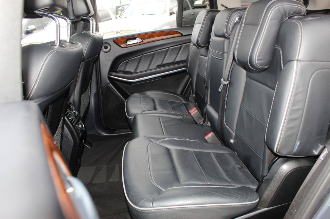 Used 2014 Mercedes-Benz GL 550 4MATIC image 15
