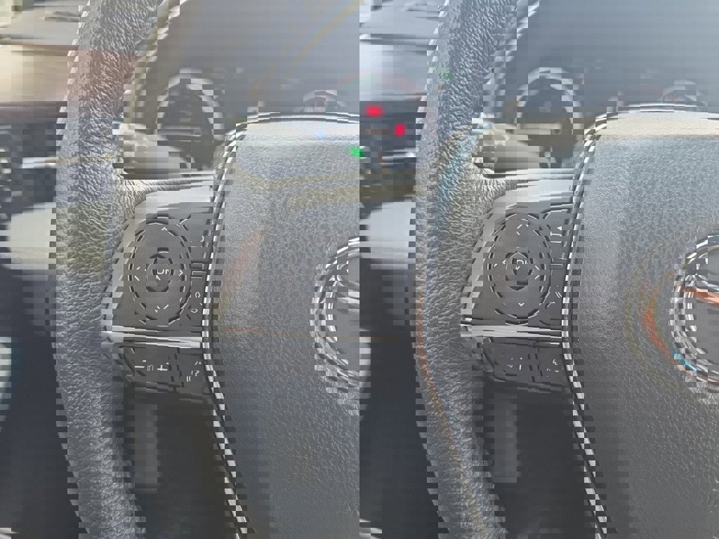 Certified 2021 Toyota Avalon XLE image 20