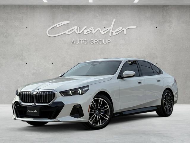 Used 2026 BMW 530i w/ M Sport Package RWD image 1