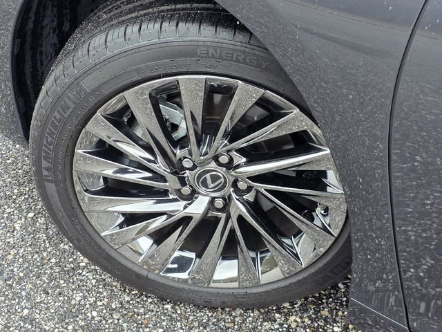 Certified 2025 Lexus ES 350 Ultra Luxury w/ Accessory Package (Z2) image 35