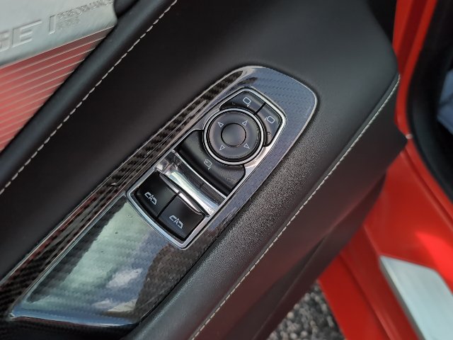 Used 2020 Chevrolet Corvette Stingray Preferred Cpe w/ 2LT Preferred Equipment Group RWD image 30