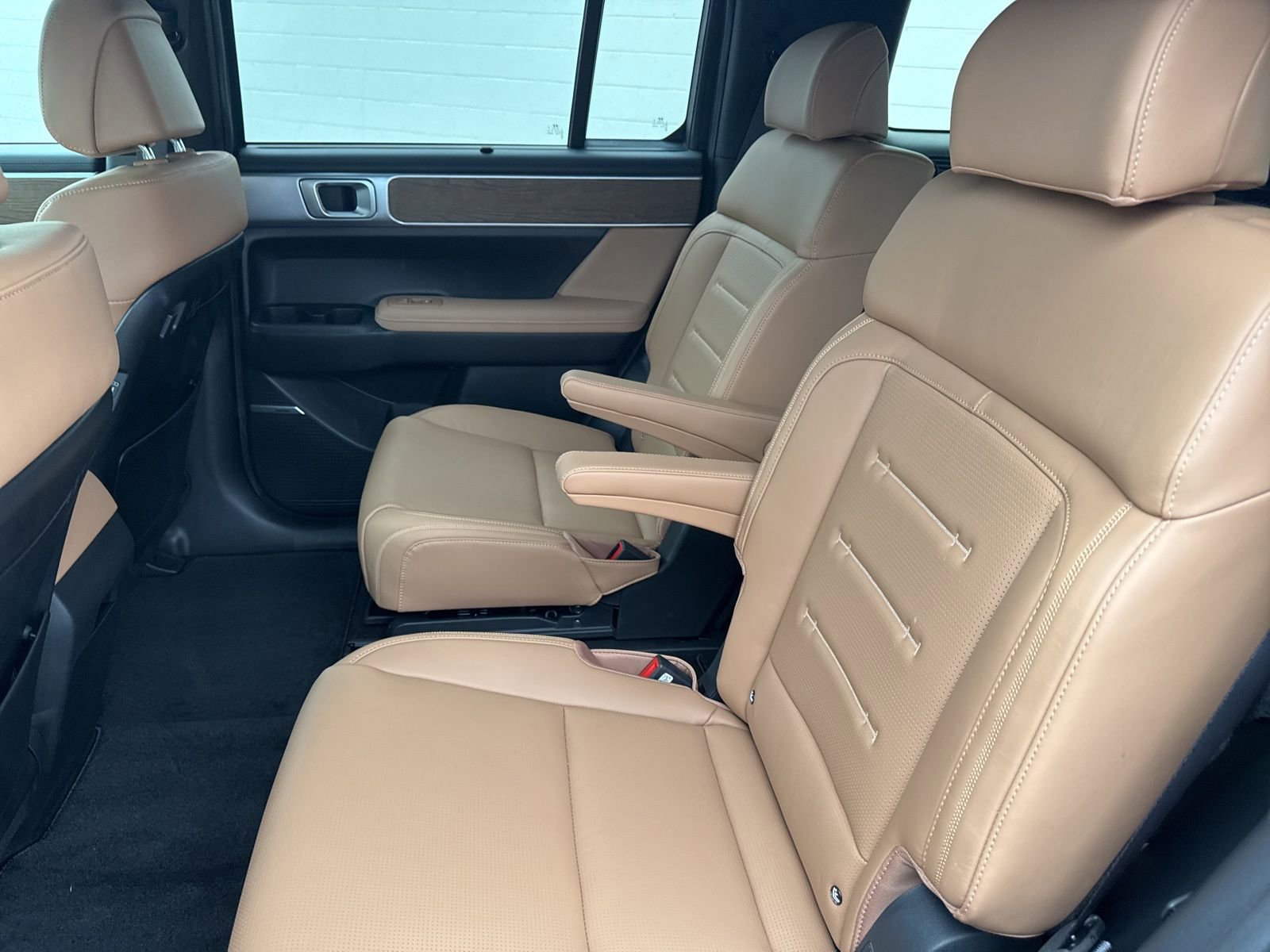 Used 2026 Hyundai Santa Fe Calligraphy image 18