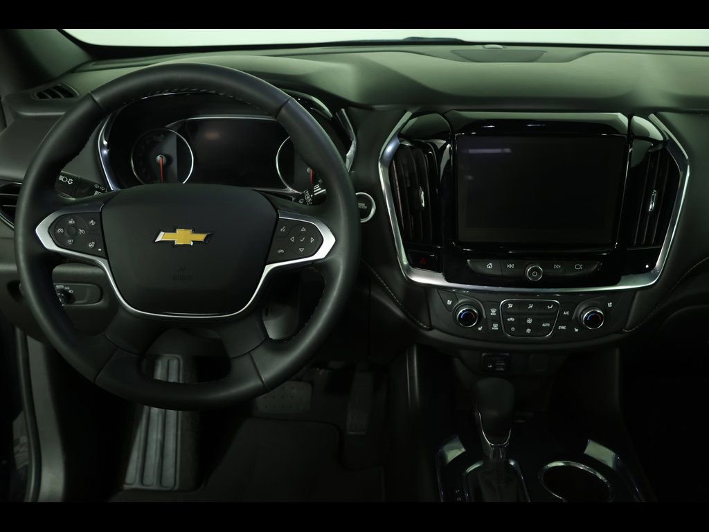 Used 2023 Chevrolet Traverse Premier image 19