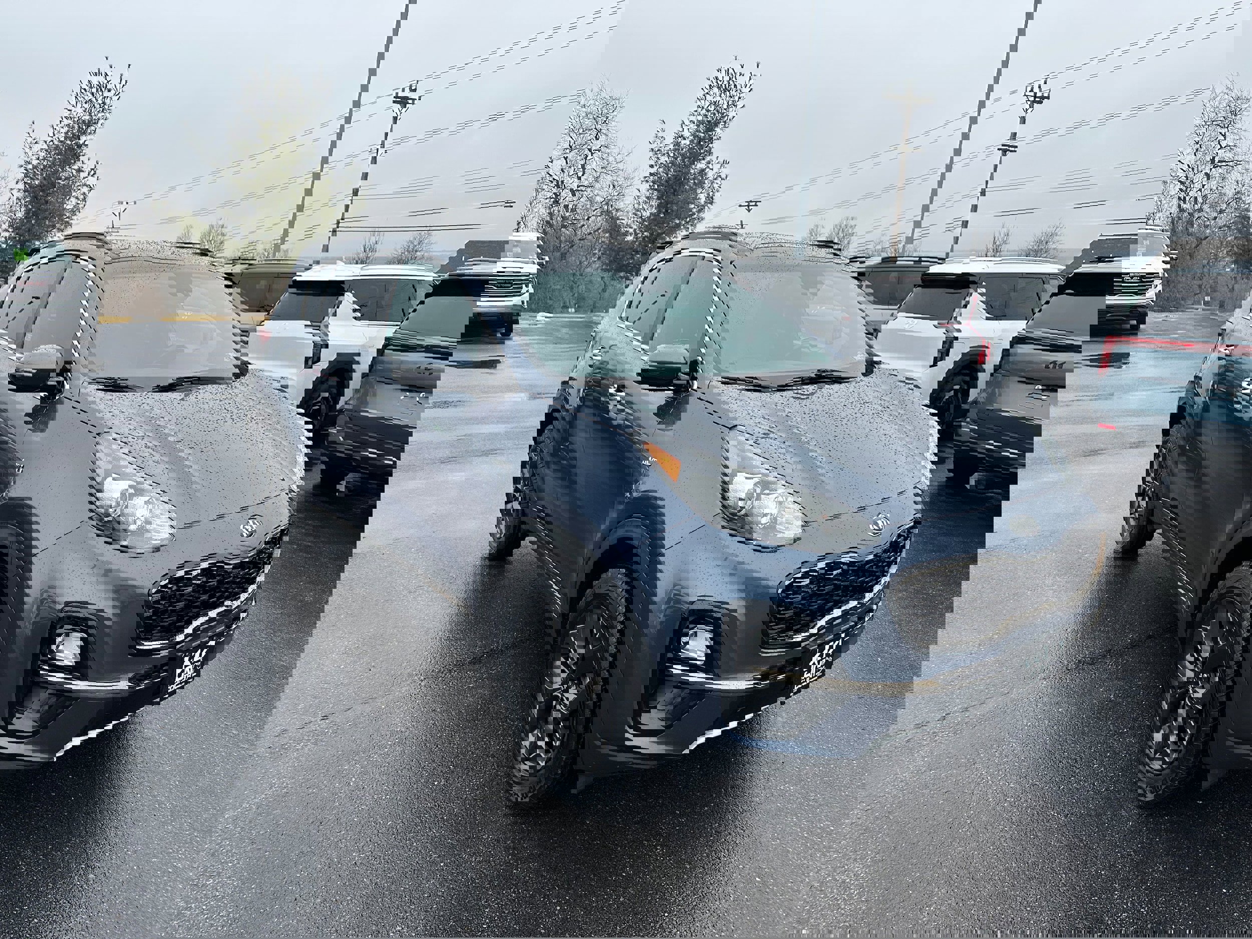 Used 2020 Kia Sportage S w/ S Sunroof Package image 3