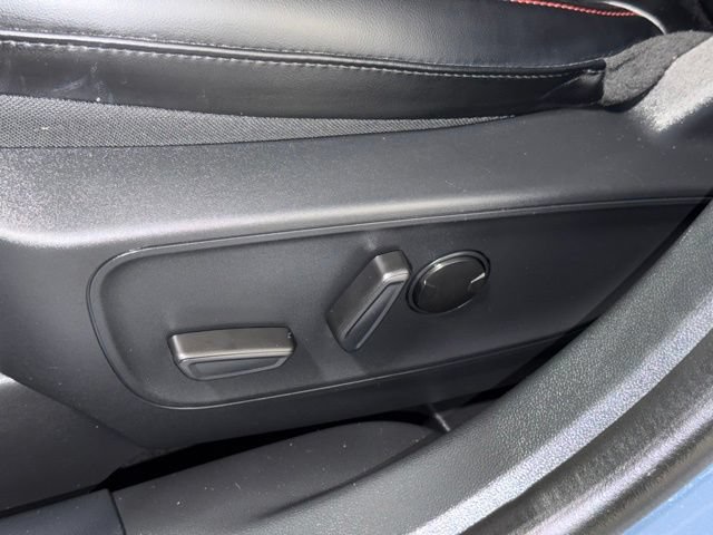 Used 2024 Ford Escape ST-Line w/ Tech Pack #1 AWD/4WD image 13
