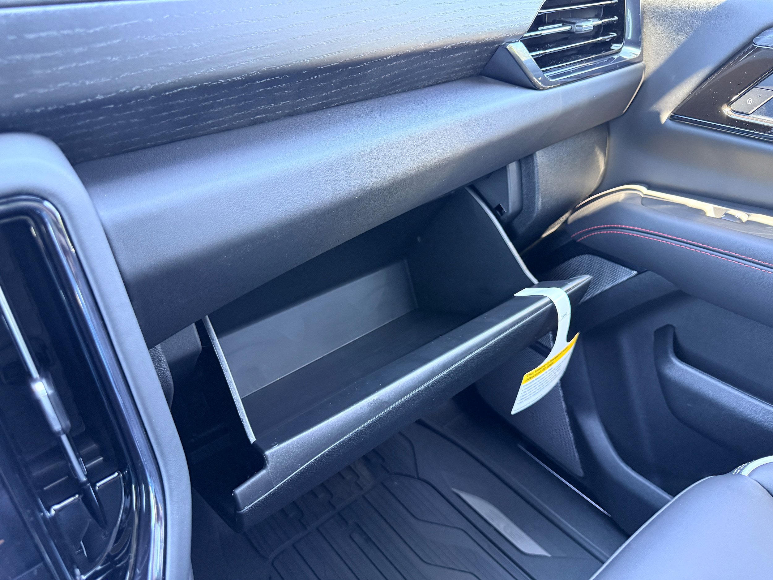 New 2026 GMC Yukon AT4 Ultimate image 38