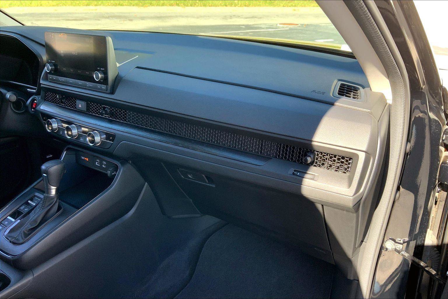 Used 2023 Honda CR-V EX image 15