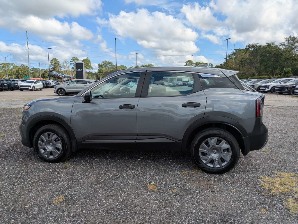 Used 2025 Nissan Kicks S FWD image 7