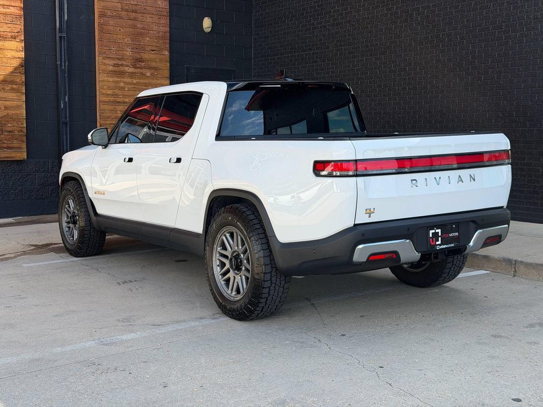 Used 2022 Rivian R1T Adventure AWD/4WD image 3