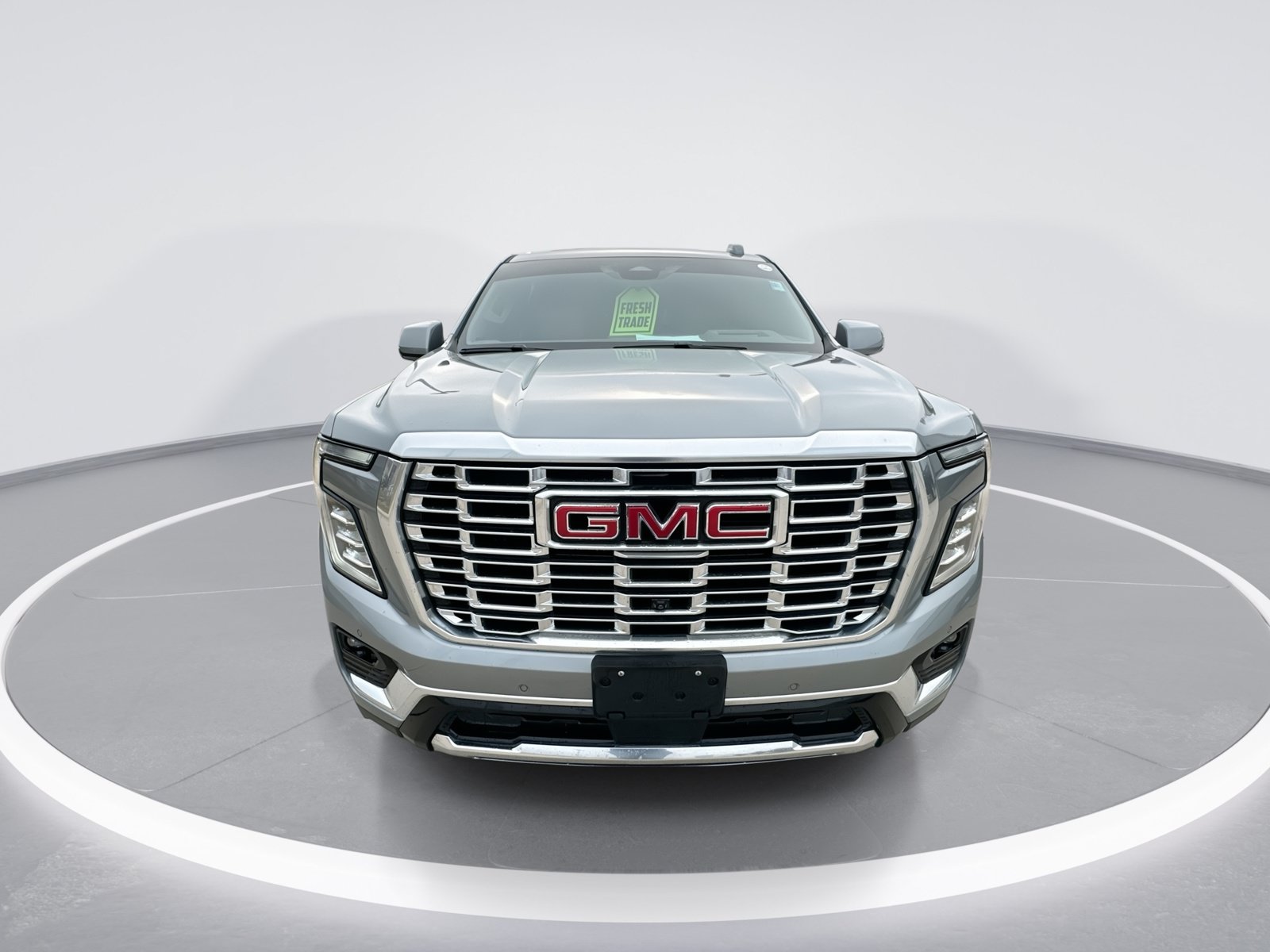 Certified 2025 GMC Yukon XL Denali w/ Denali Reserve Package AWD/4WD image 3