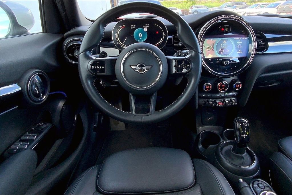 Certified 2023 MINI Cooper S image 6