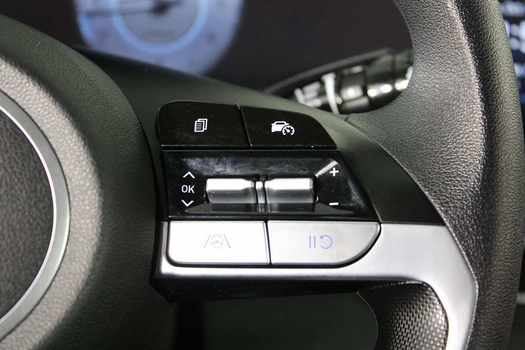 Certified 2024 Hyundai Elantra SEL image 22