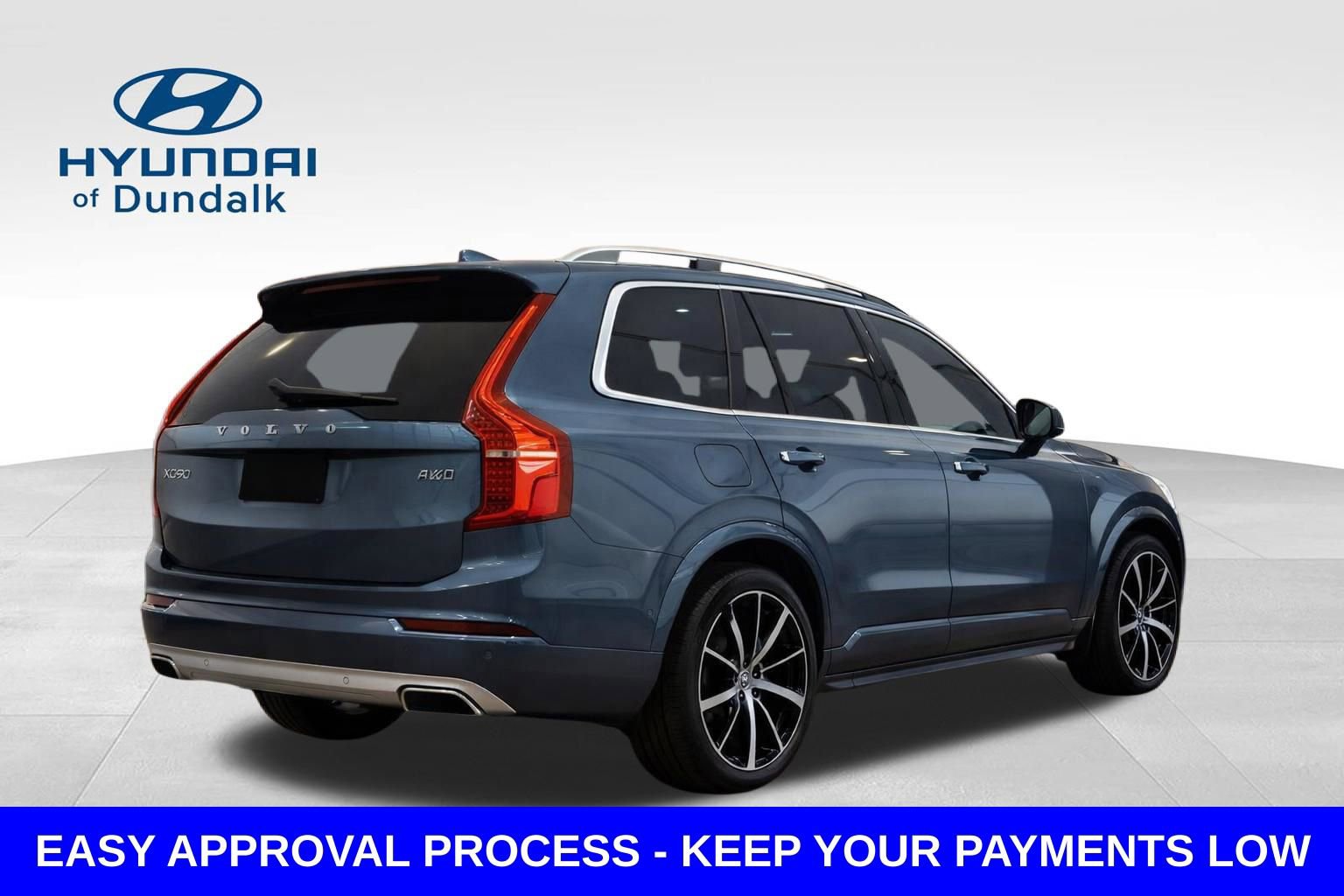 Used 2018 Volvo XC90 T6 Momentum w/ Convenience Package AWD/4WD image 2