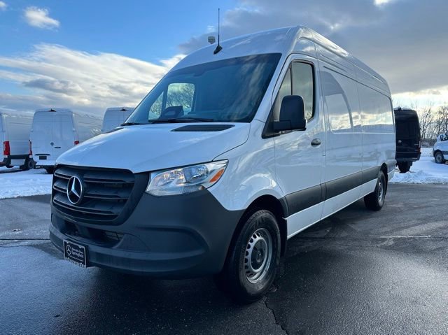 Used 2026 Mercedes-Benz Sprinter 2500 image 3