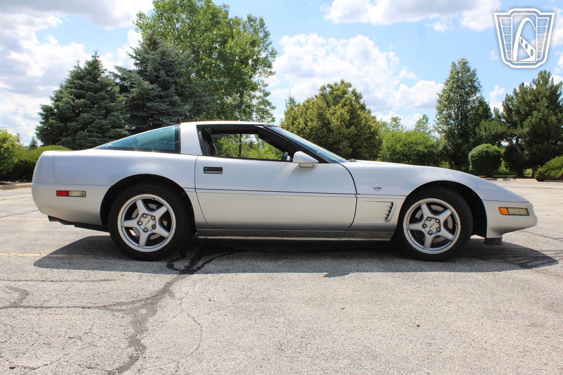 Used 1996 Chevrolet Corvette Coupe RWD image 35