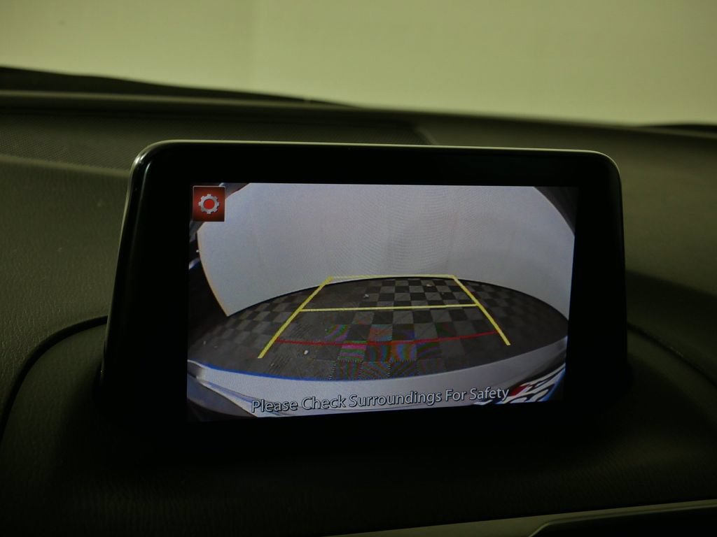 Used 2018 MAZDA MAZDA3 Touring FWD image 35
