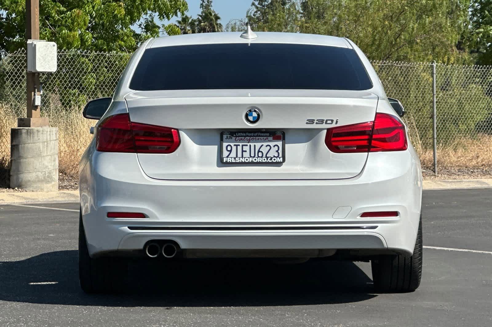 Used 2018 BMW 330i Sedan RWD image 7