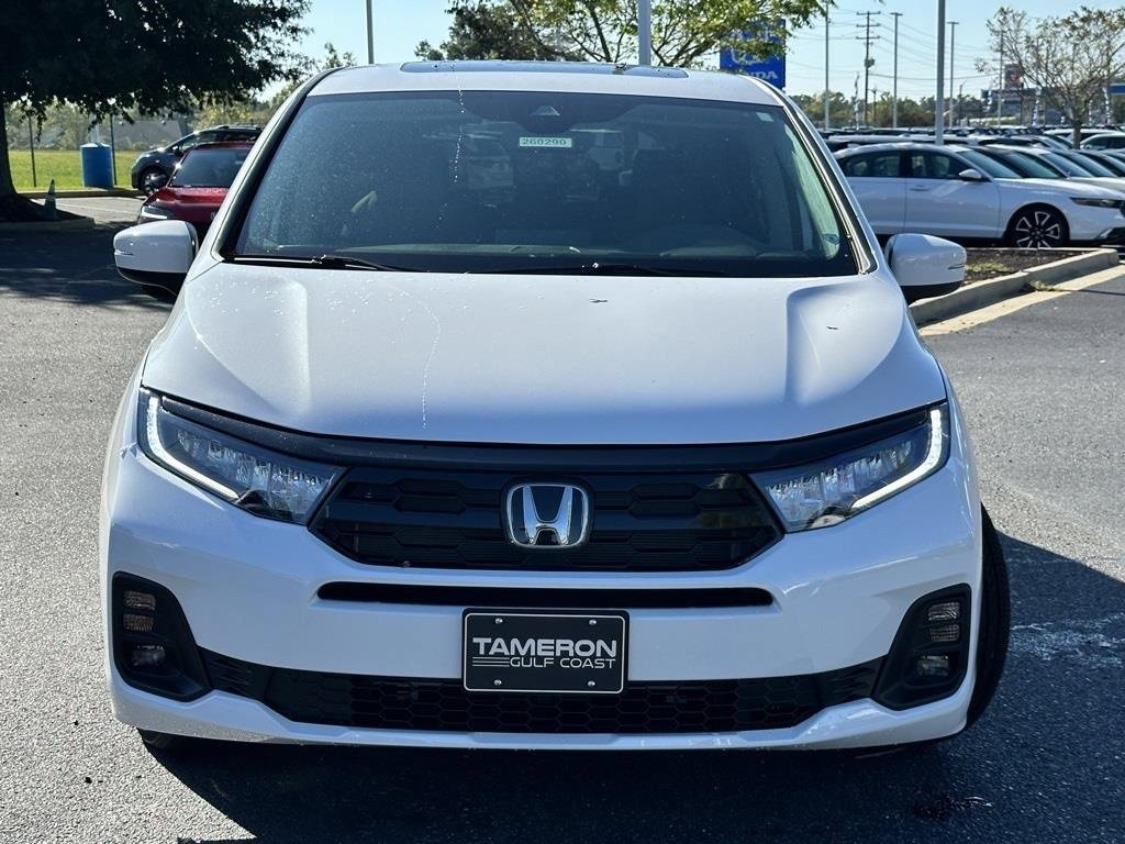 New 2026 Honda Odyssey Touring image 3