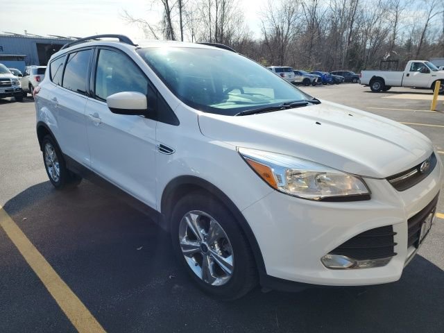 Used 2014 Ford Escape SE w/ Equipment Group 201A image 2