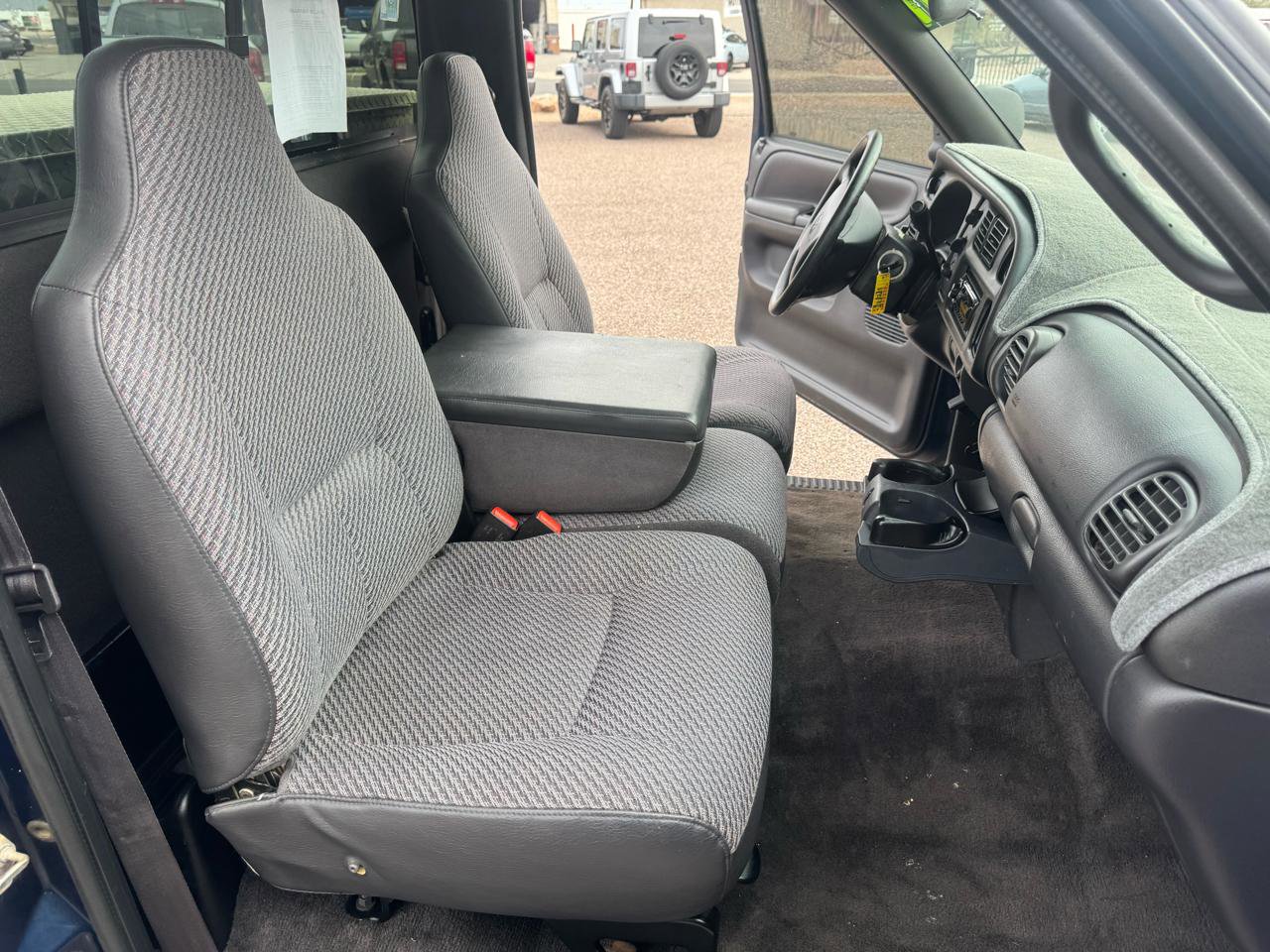 Used 2001 Dodge Ram 1500 Truck 2WD Regular Cab image 38