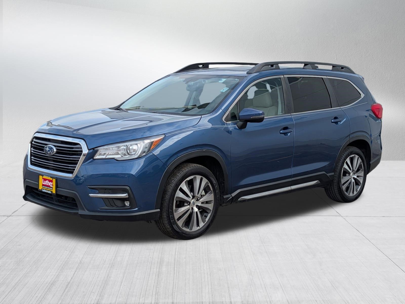 Used 2022 Subaru Ascent Limited w/ Technology Package image 3