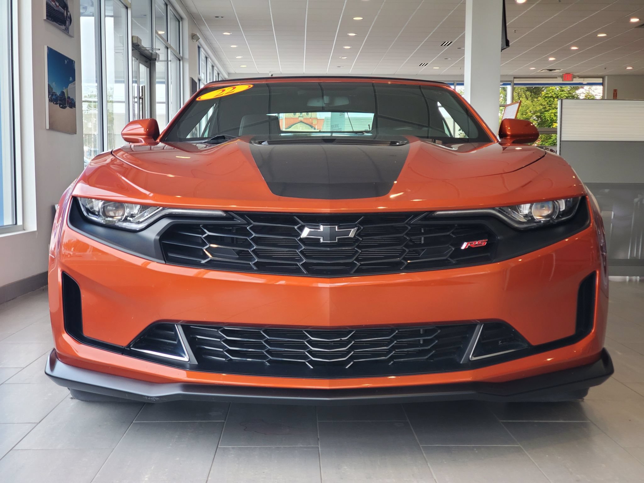 Used 2022 Chevrolet Camaro LT RWD image 7